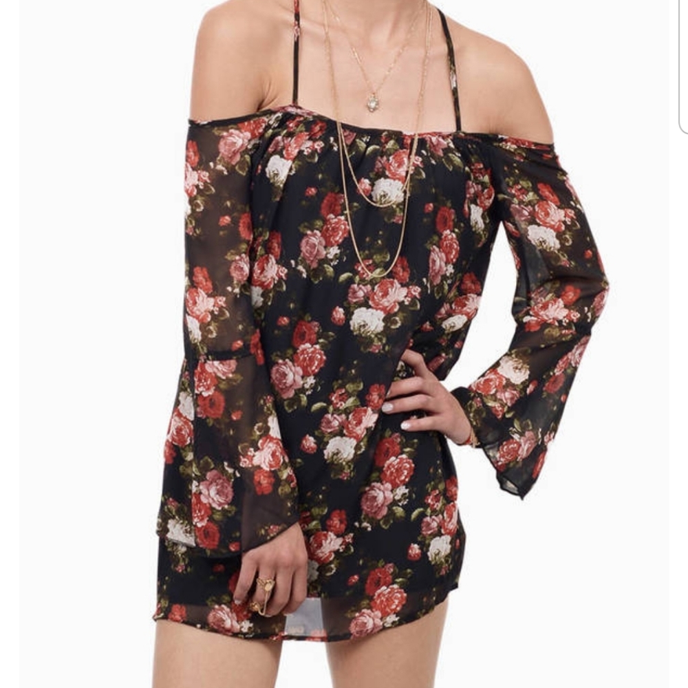 Tobi Suzie Black Floral Shift Dress